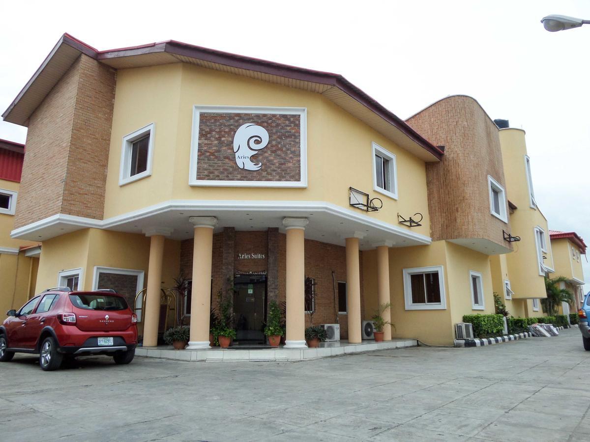 Aries Suites Lagos Exterior photo